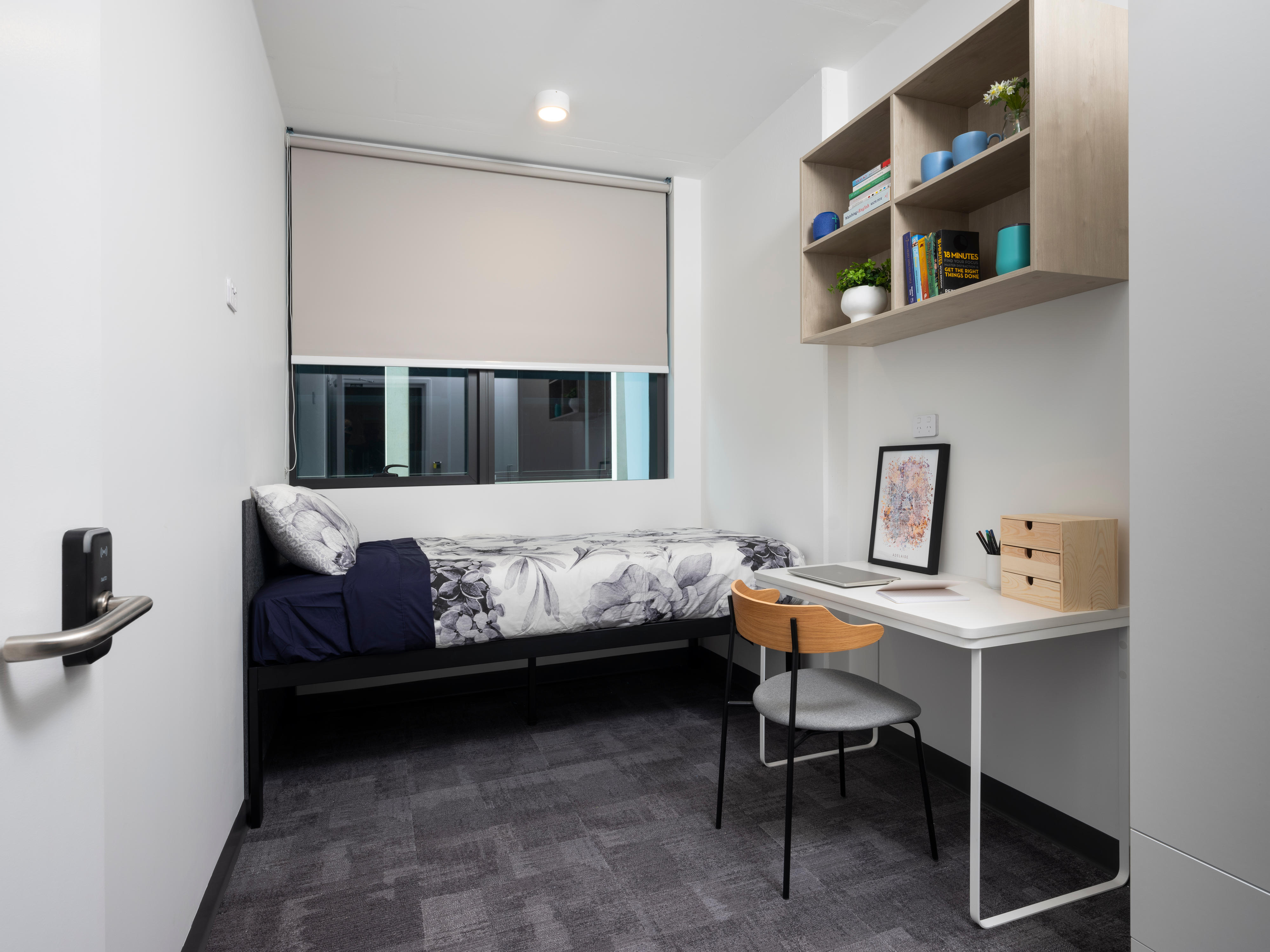 Yugo AC 2 bed apartment new 1