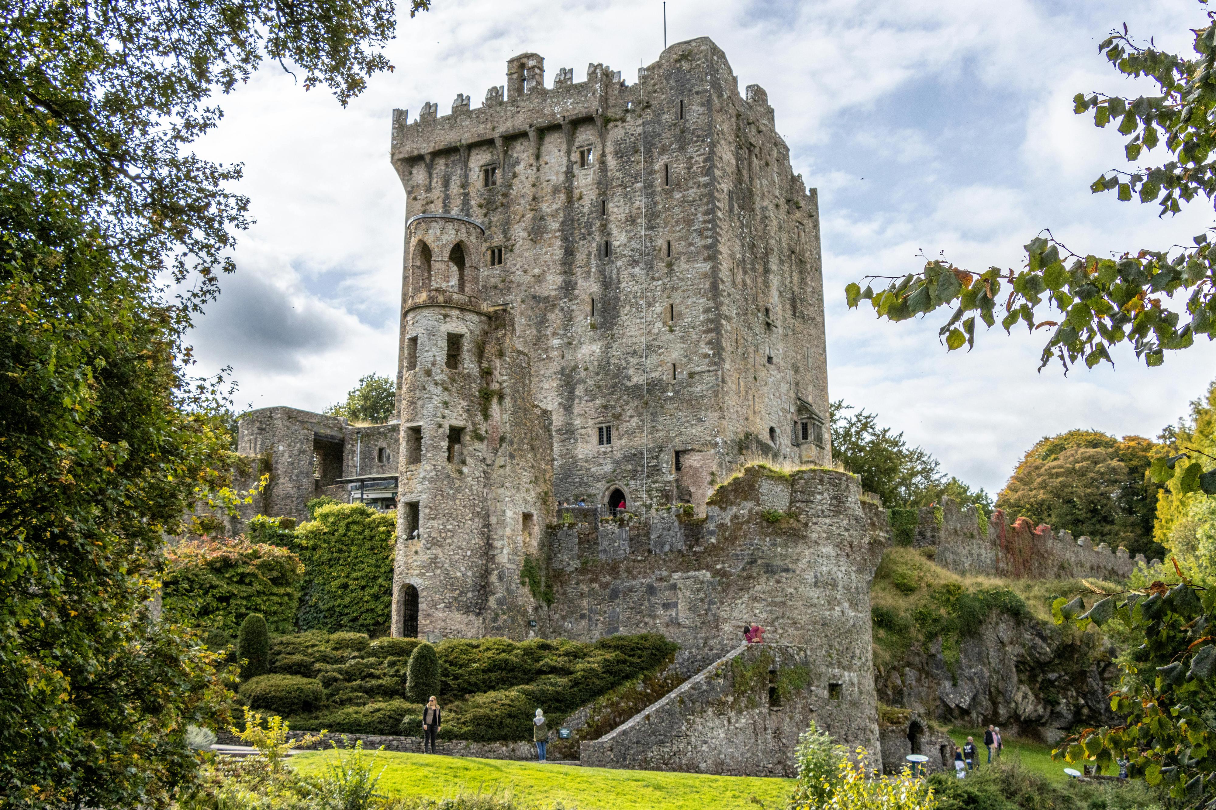 Blarney Castle surrounded by lush greener