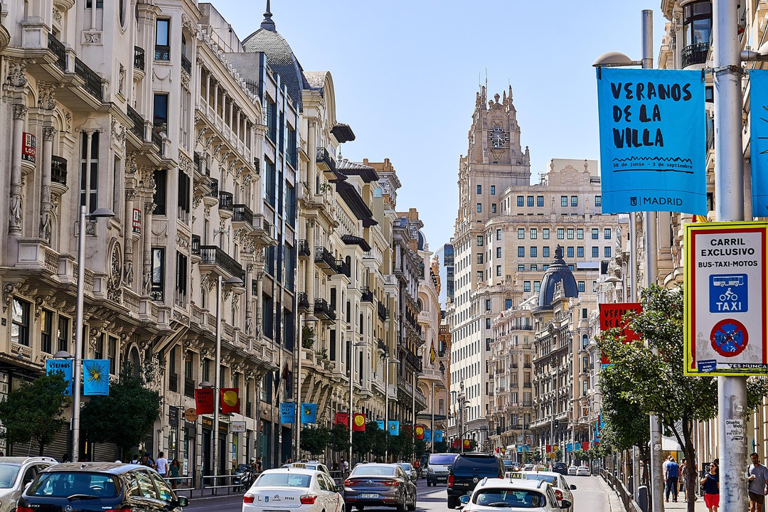 Gran Vía in the daytime
