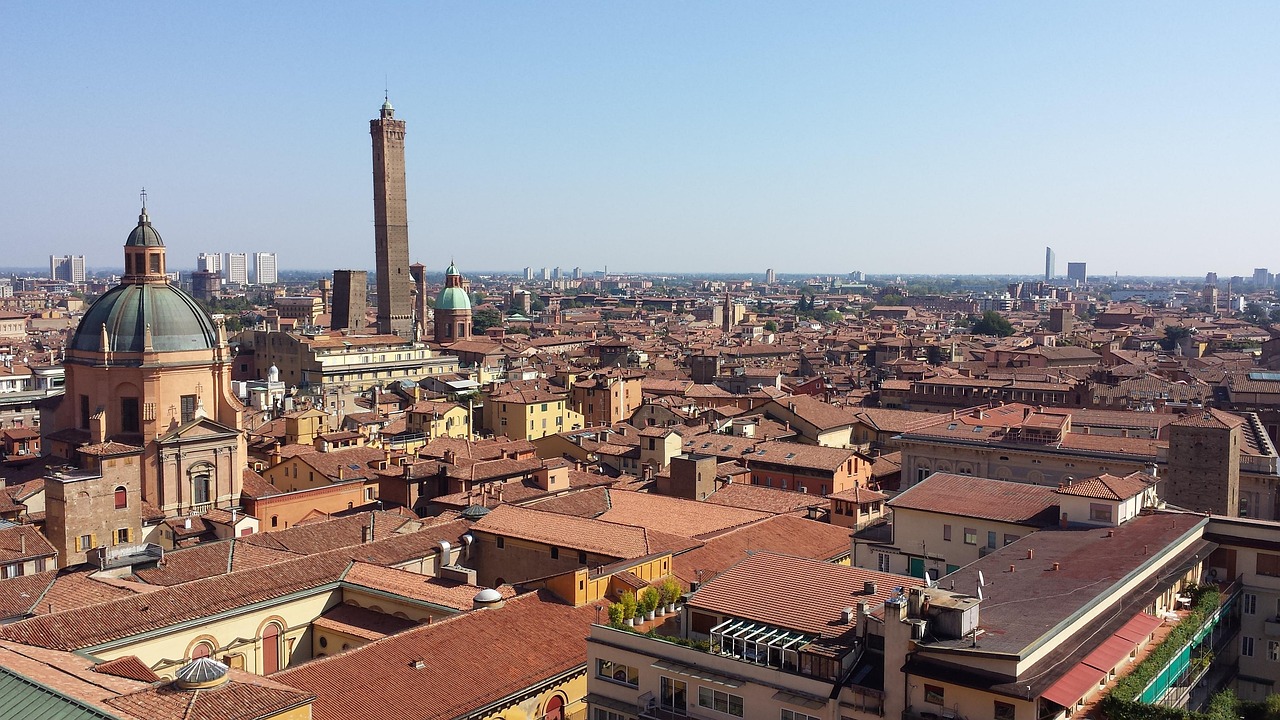 Dächer in Bologna