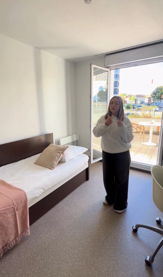 Thumbnail Room Tour Talence Uni